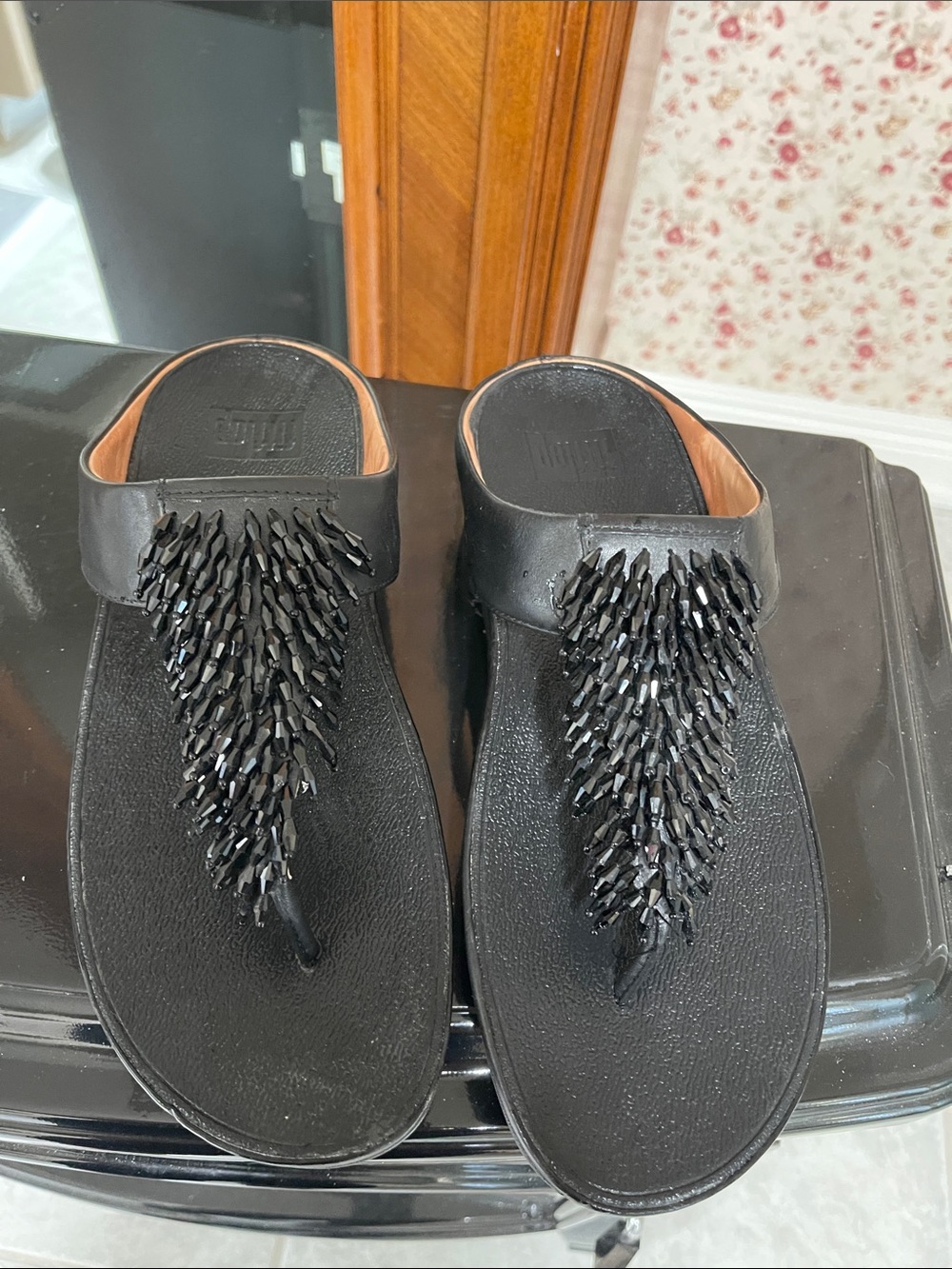 Women's Black Beaded Toe-Post Sandals
